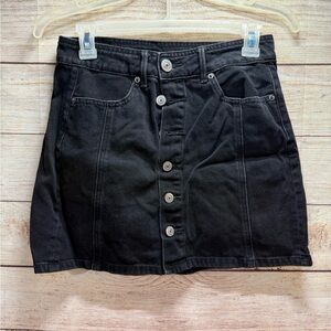 American Eagle Outfitters Black Mini Skirt Front Button Sz 0